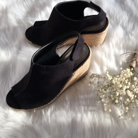 Shoes - 🍃Vegan Suede Wedge Espadrilles